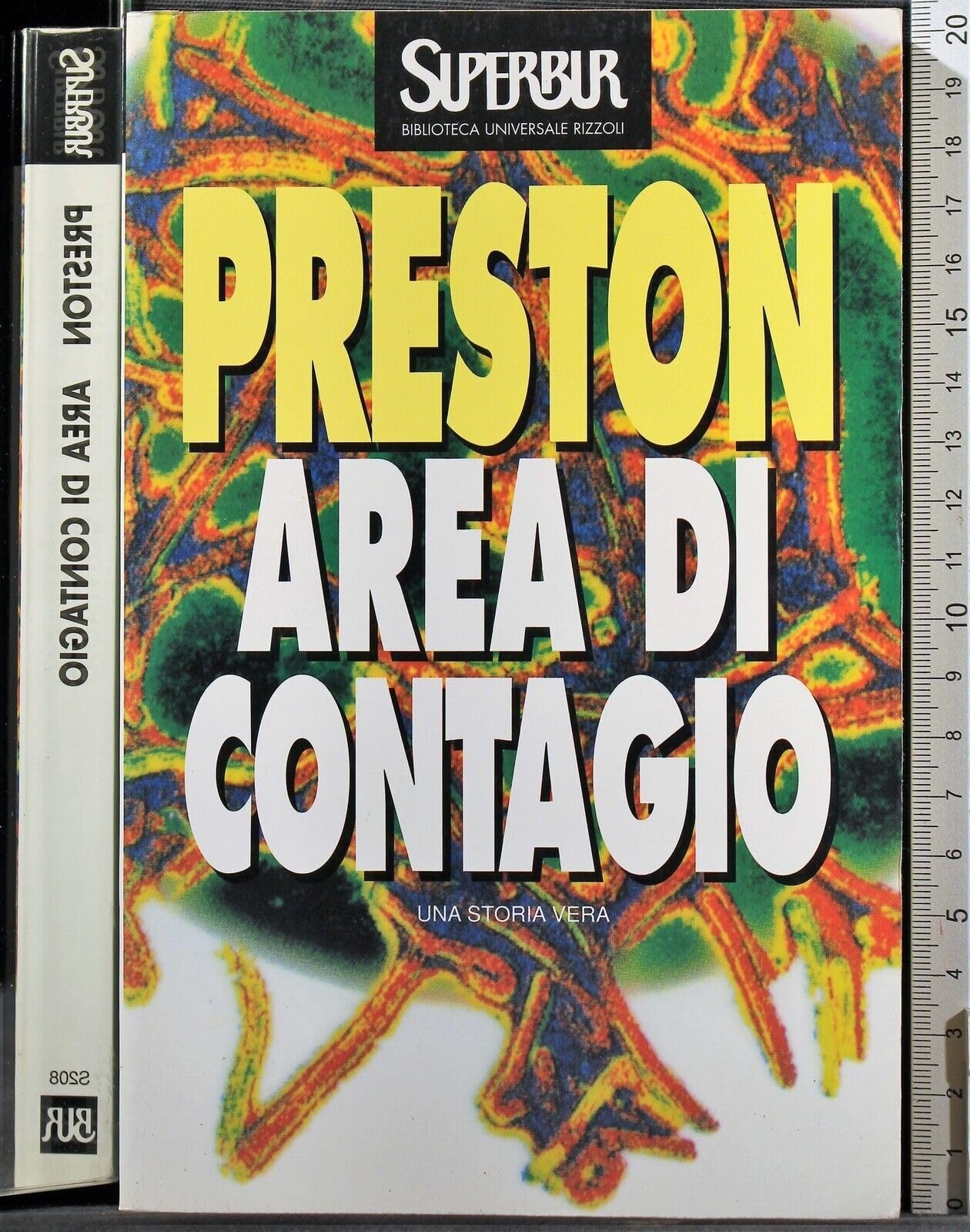 Area di contagio (Superbur, Band 208) Contemporary literature