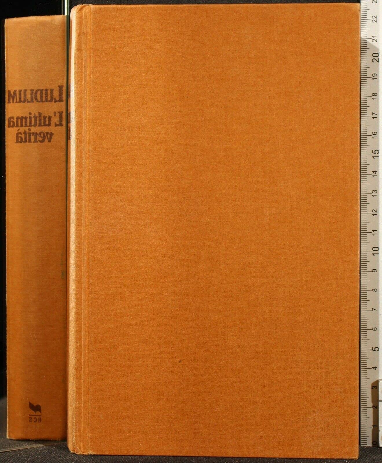 L'ultima verità (Scala stranieri) Contemporary literature