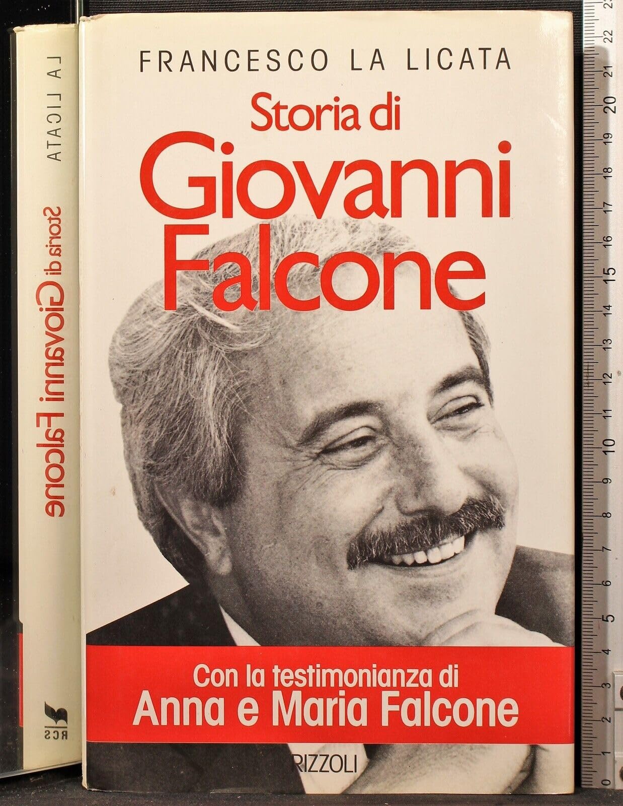 Storia di Giovanni Falcone book