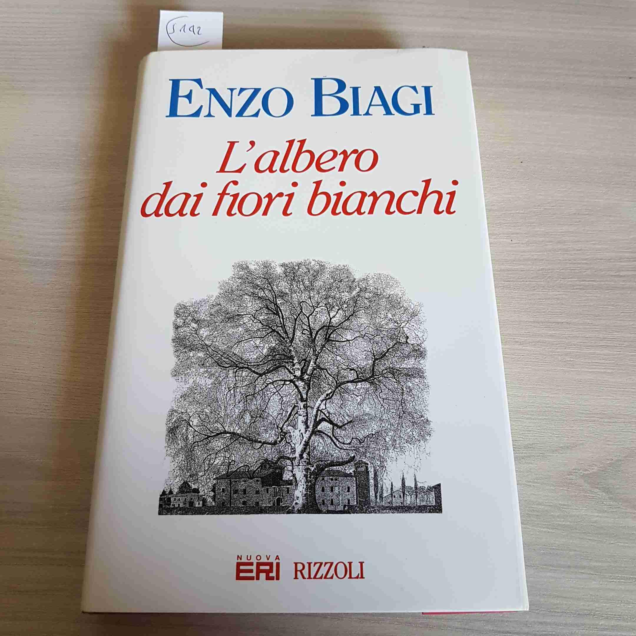 L'albero dai fiori bianchi (Opere di Enzo Biagi) Contemporary literature
