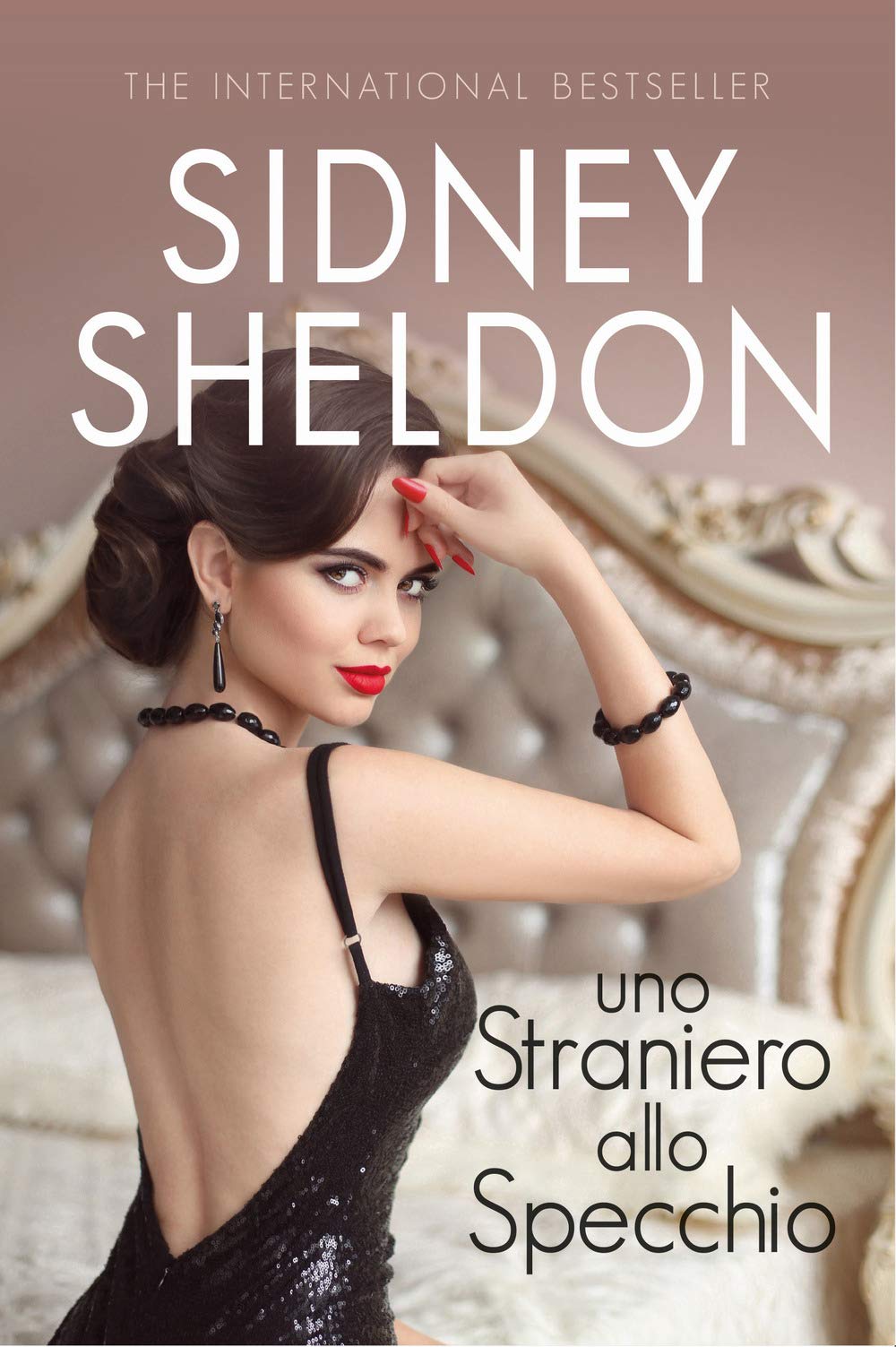 Uno straniero allo specchio (Gli intramontabili) Contemporary literature