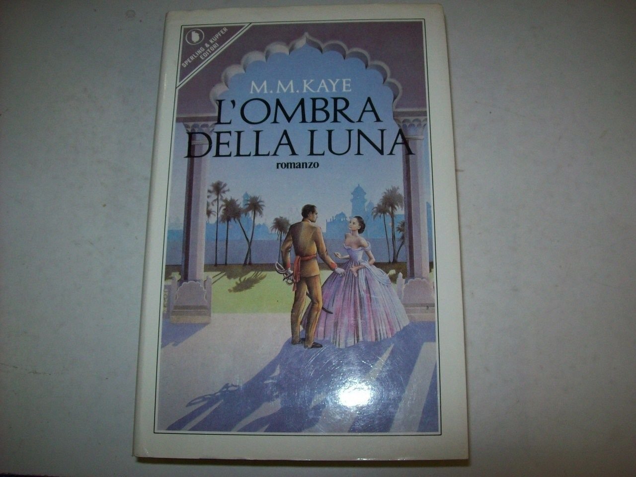 L'ombra della luna (Pandora. Bestseller) Contemporary literature