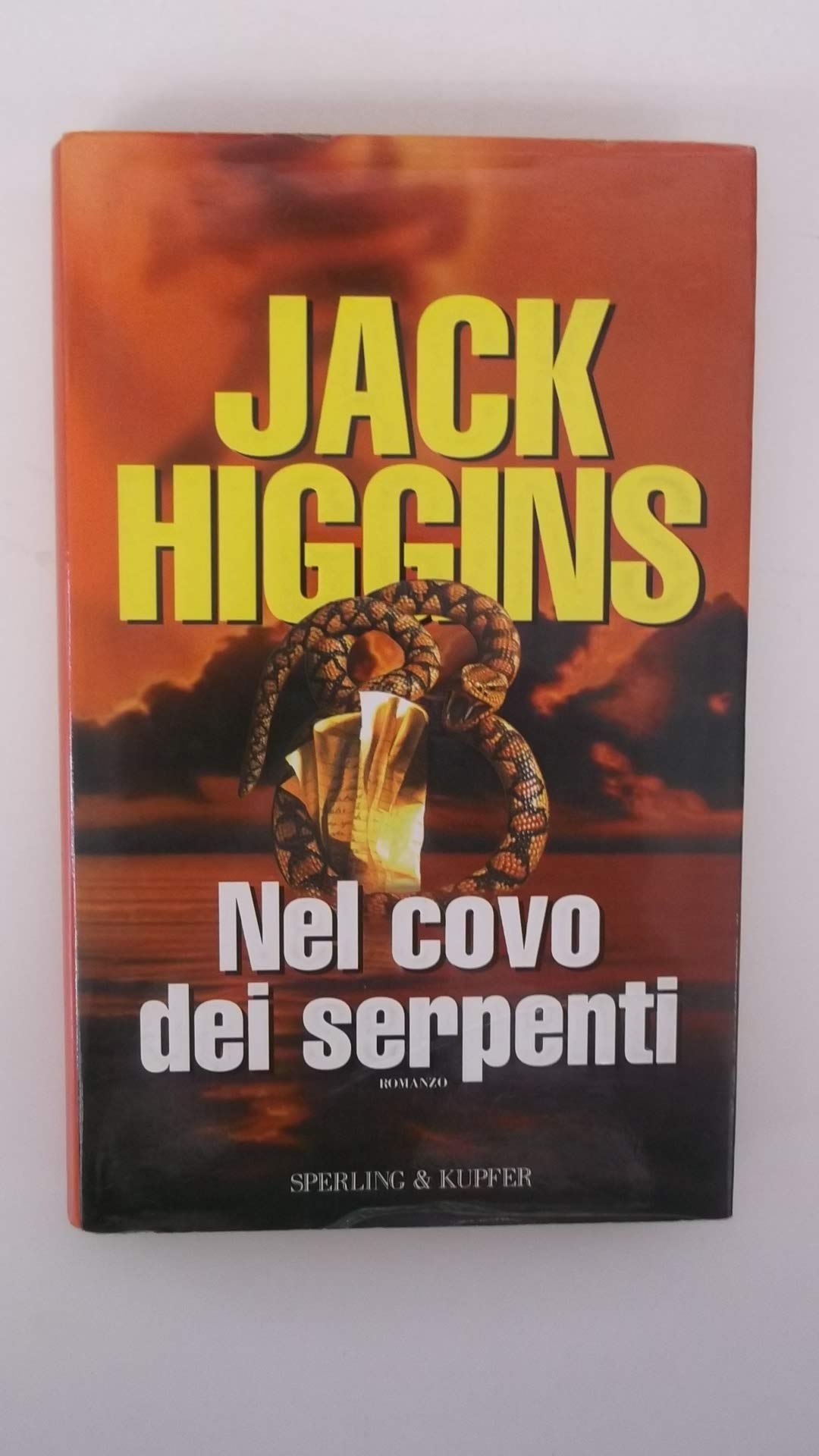 Nel covo dei serpenti (Narrativa) Contemporary literature