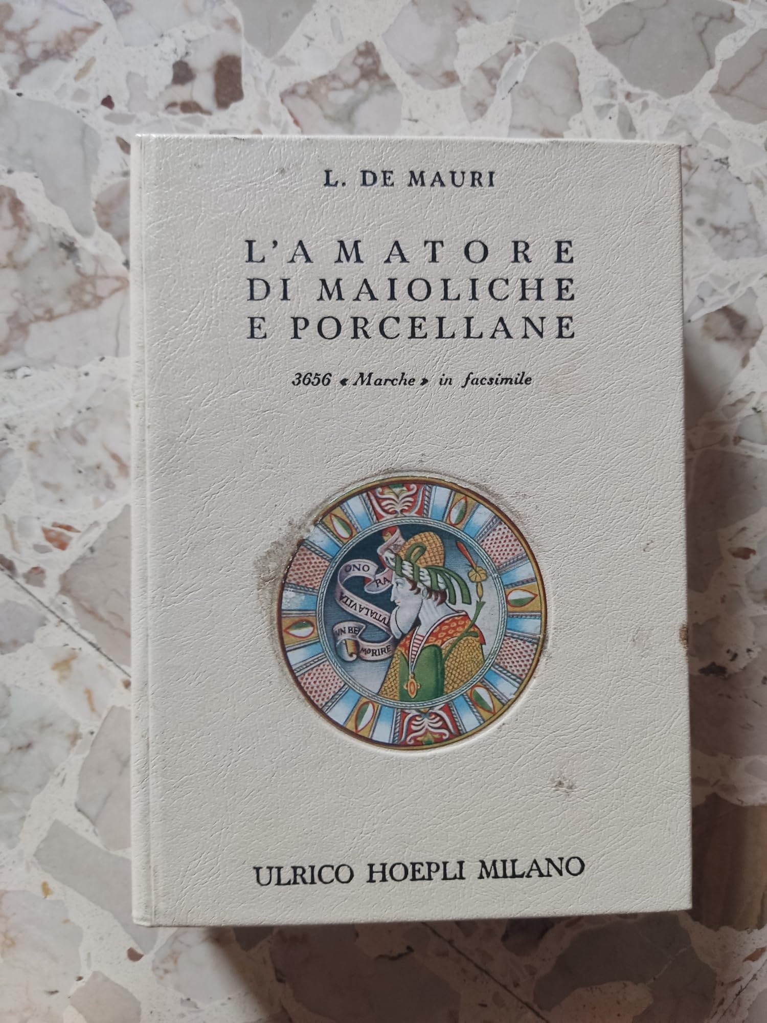Amatore Di Maioliche E Porcellane. cd