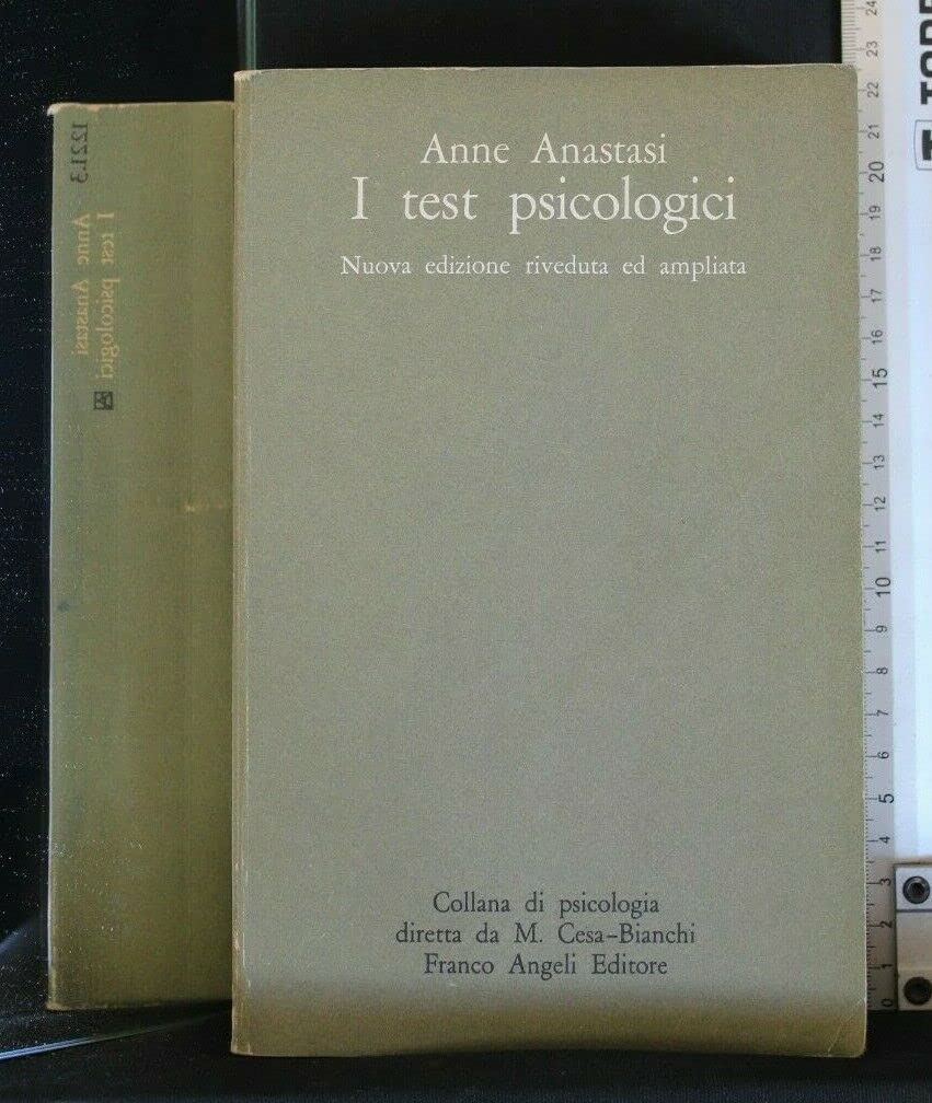 I tibetani in Svizzera. Analisi di una distanza culturale book
