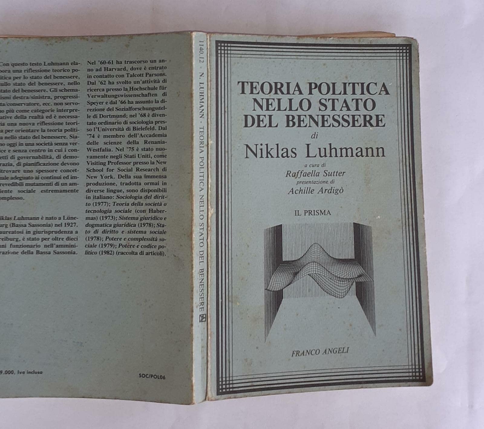 Teoria politica nello stato del benessere (Il prisma, Band 12) Books