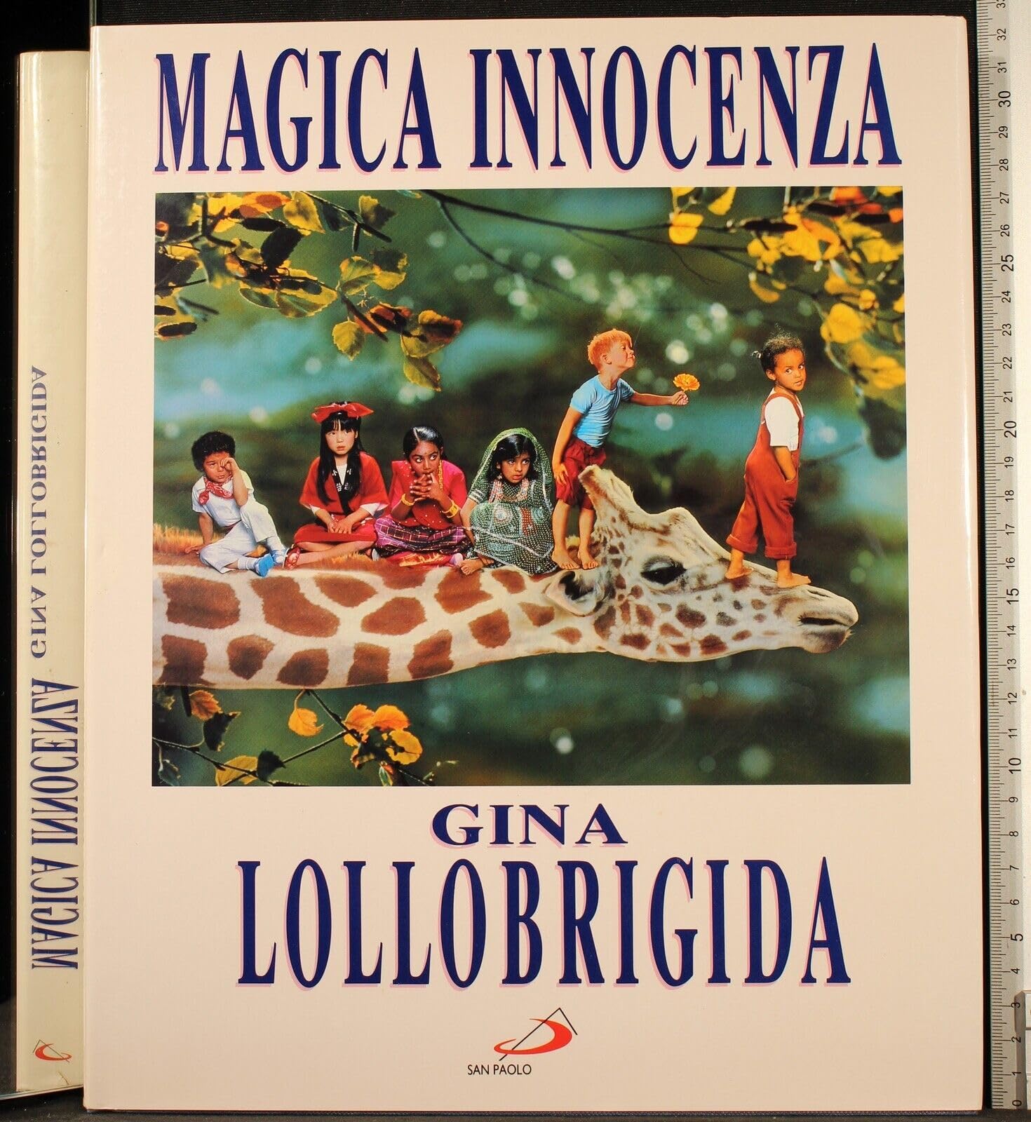 Magica innocenza. Reportage fotografico book