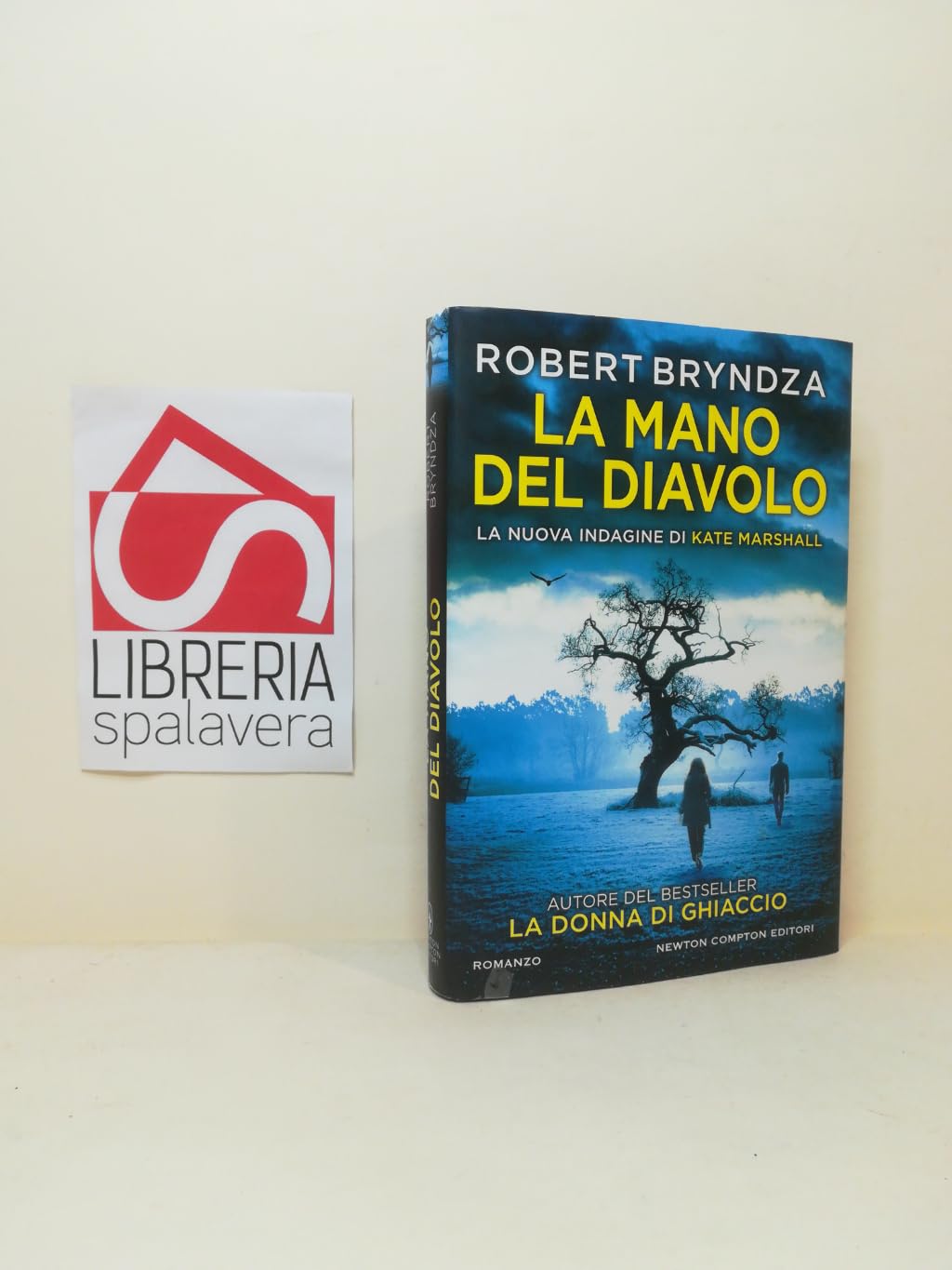 La mano del diavolo (Nuova narrativa Newton) Action & Adventure