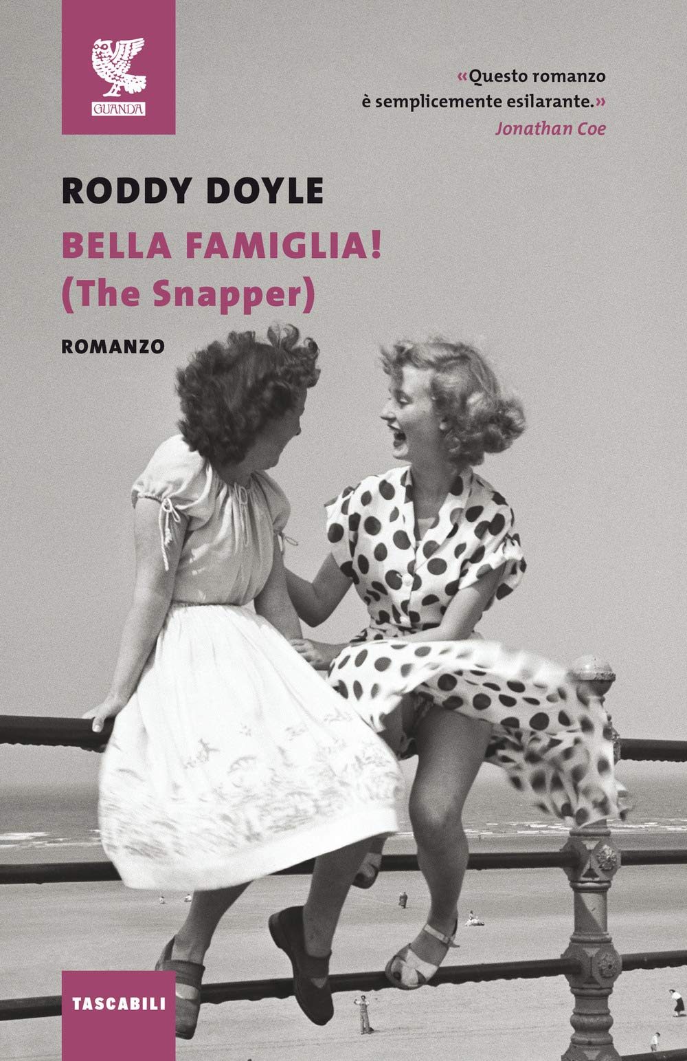 Bella famiglia! (The Snapper) book