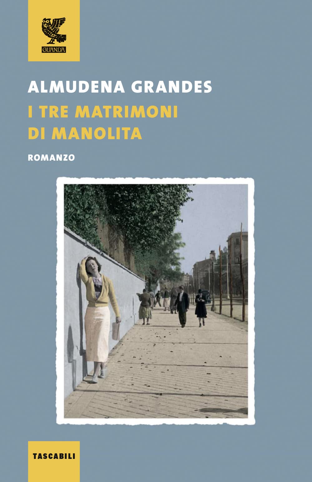 I tre matrimoni di Manolita book