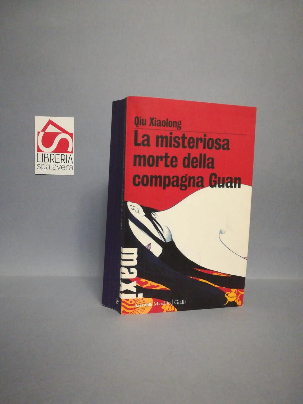 La misteriosa morte della compagna Guan. Le inchieste dell'ispettore Chen (Vol. 1) book