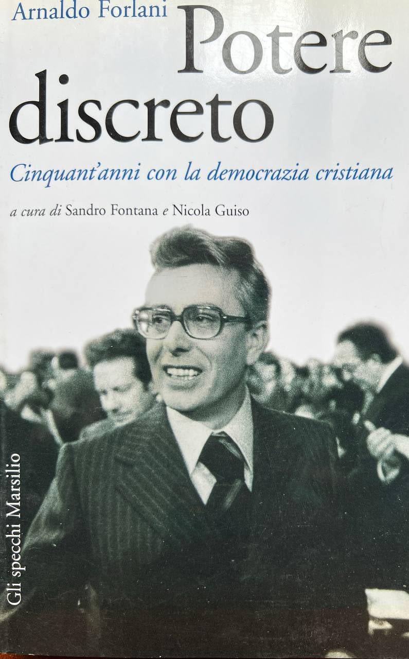 Potere discreto. Cinquant'anni con la Democrazia Cristiana book