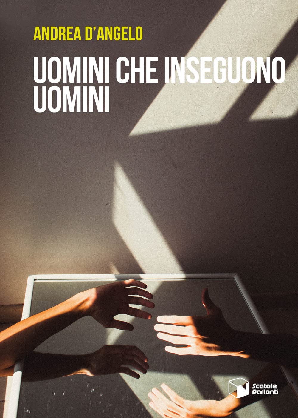 Uomini che inseguono uomini (Voci) Contemporary literature