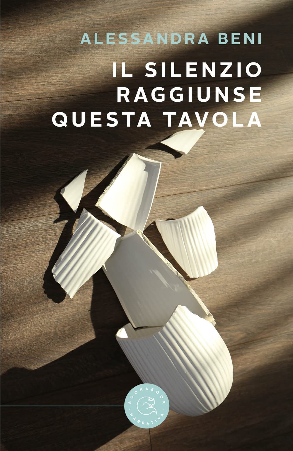 Il silenzio raggiunse questa tavola book