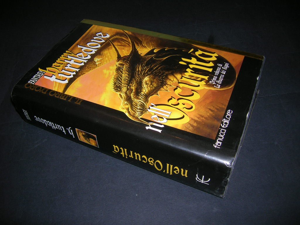 Nell'oscurità. La guerra dei regni (Vol. 1) (Il libro d'oro) Contemporary literature
