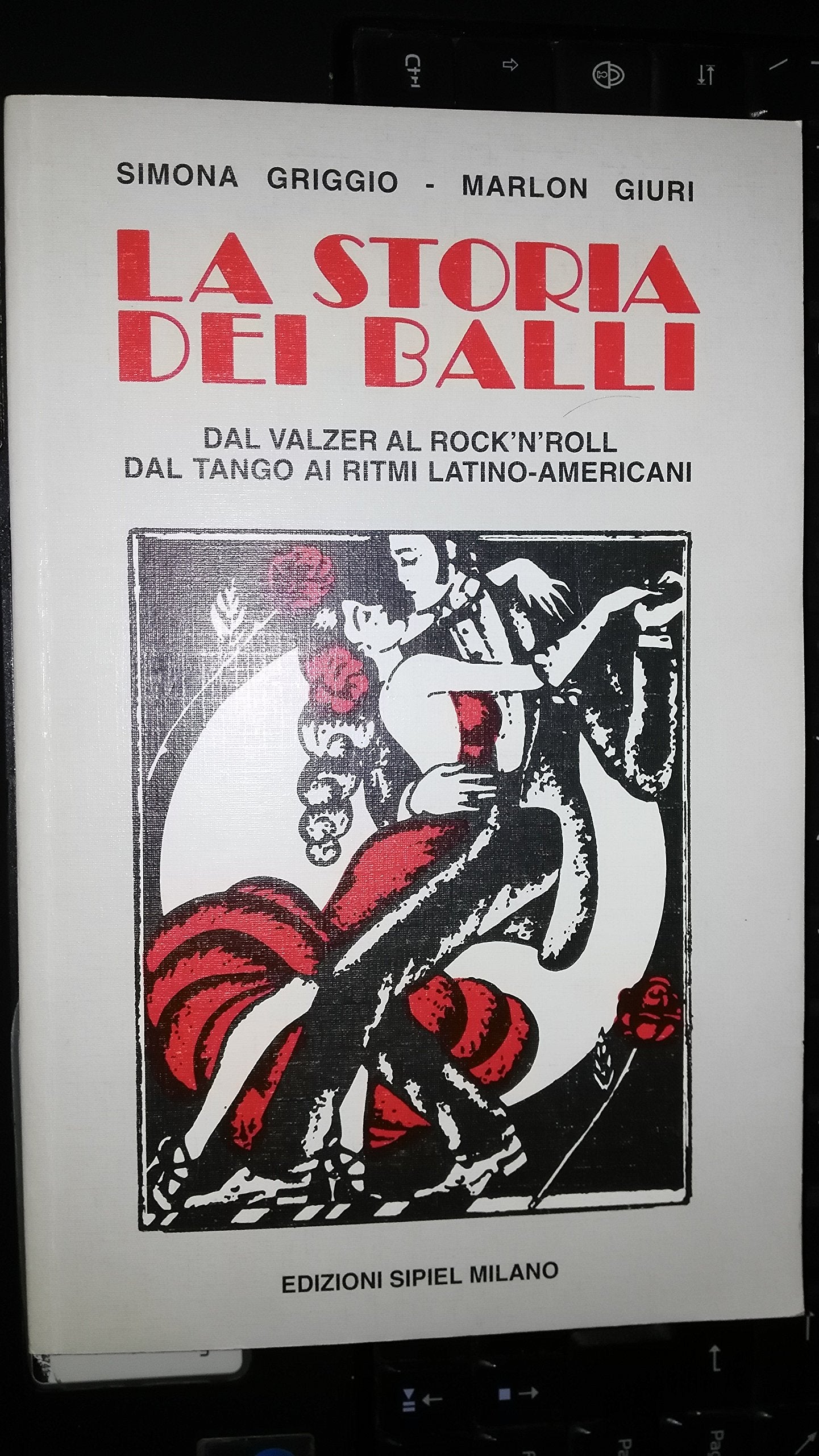 La storia dei balli Film, Art & Culture