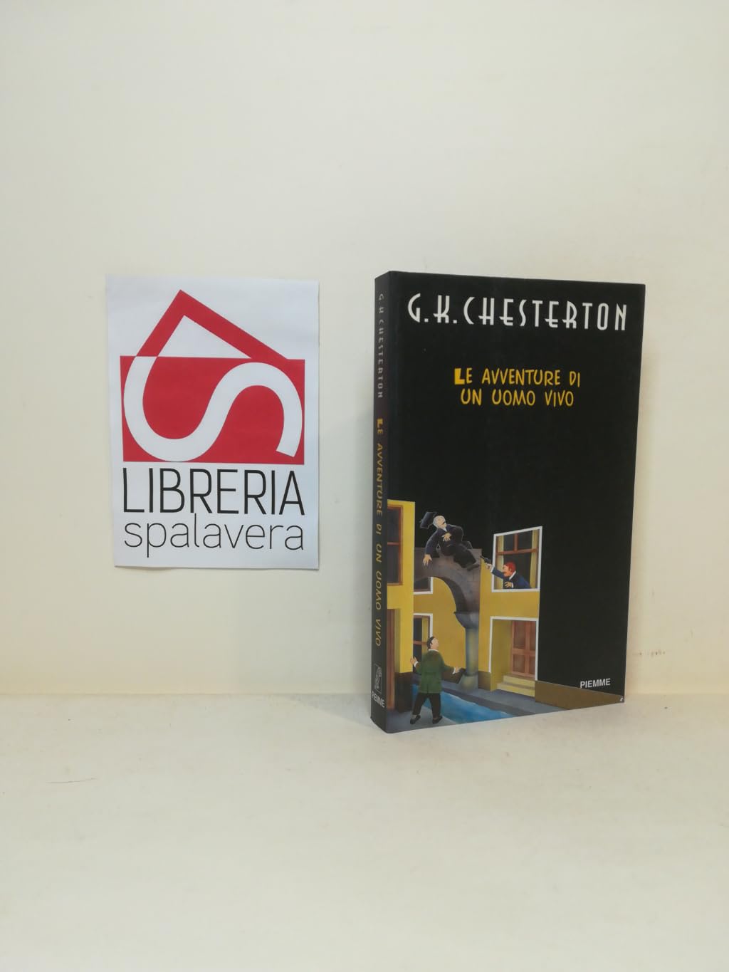 Le avventure di un uomo vivo Contemporary literature