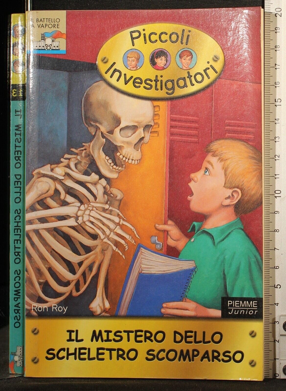 Il mistero dello scheletro scomparso. Piccoli investigatori (Vol. 13) book