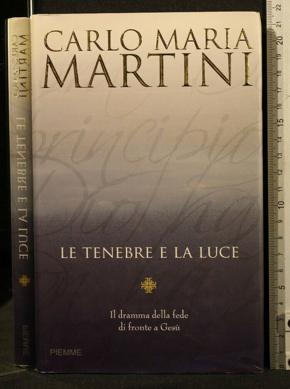 Le tenebre e la luce. Il dramma della fede di fronte a Gesù book