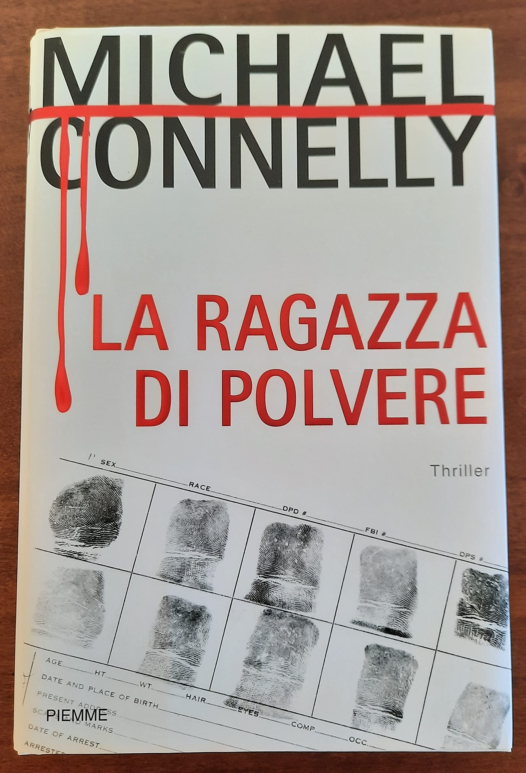 La ragazza di polvere Contemporary literature