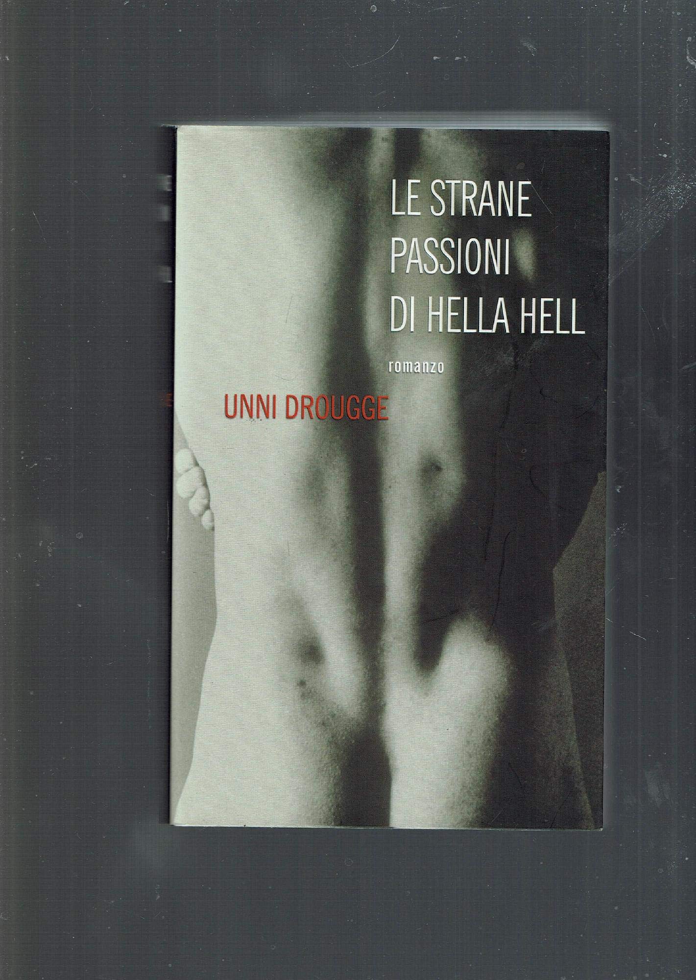 Le strane passioni di Hella Hell book