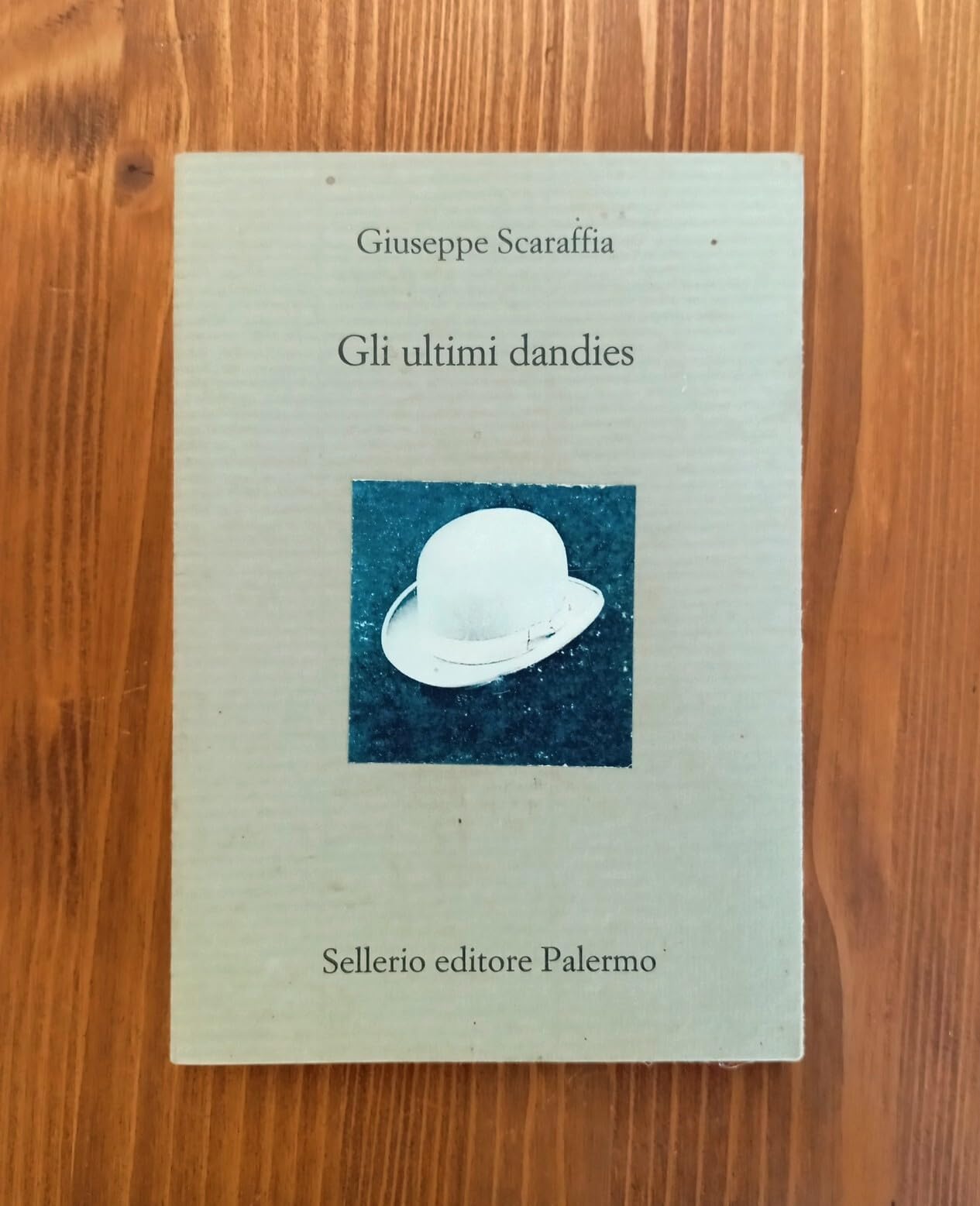 Gli ultimi dandies (Il divano) Books