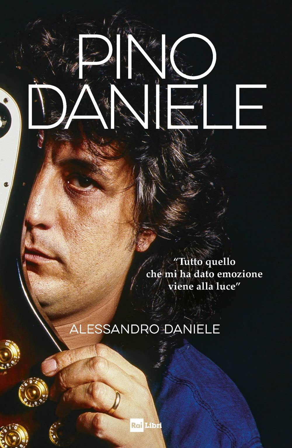 Pino Daniele. «Tutto quello che mi ha dato emozione viene alla luce» Pop culture