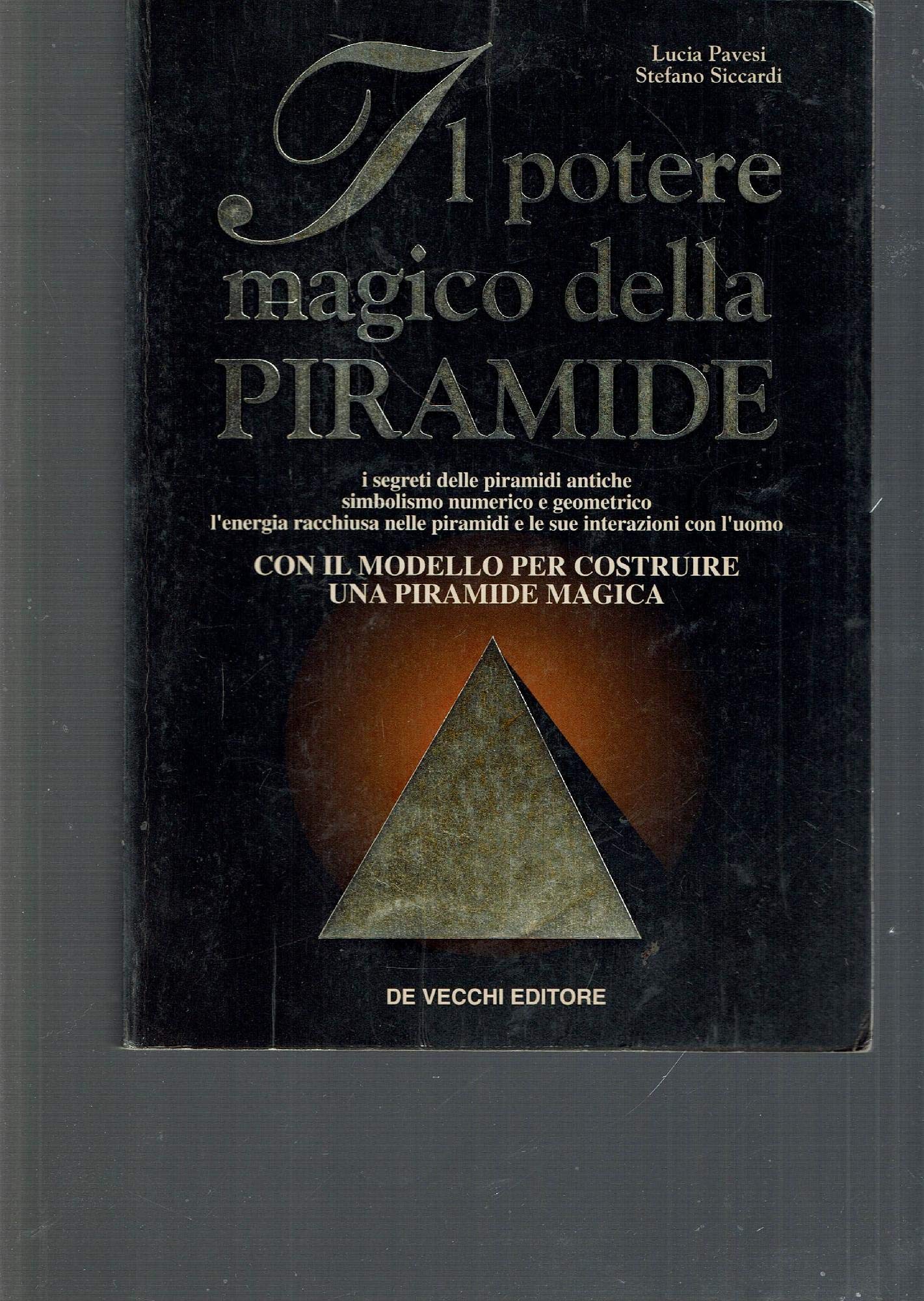 Il potere magico della piramide book