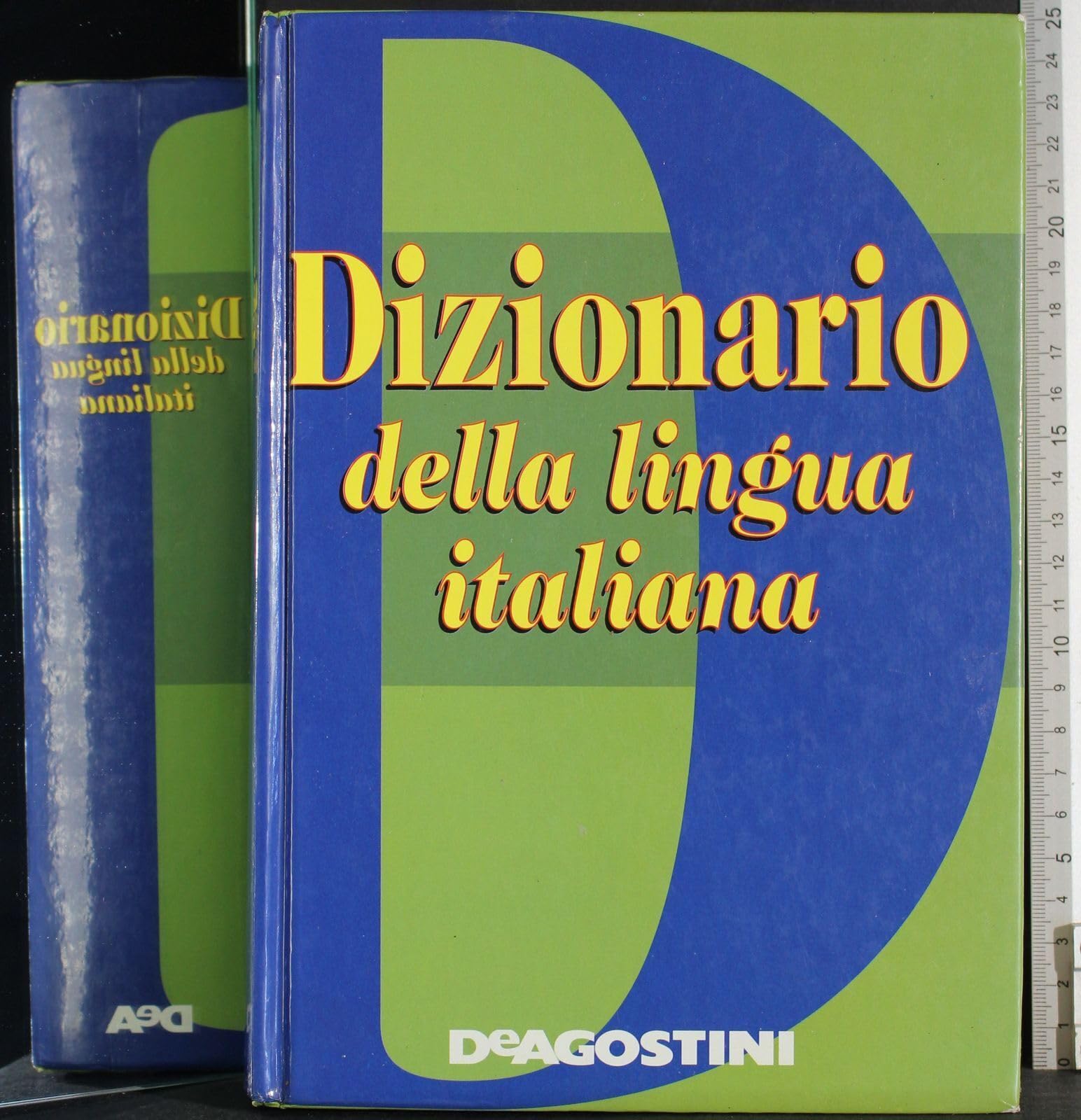 Dizionario della lingua Italiana book