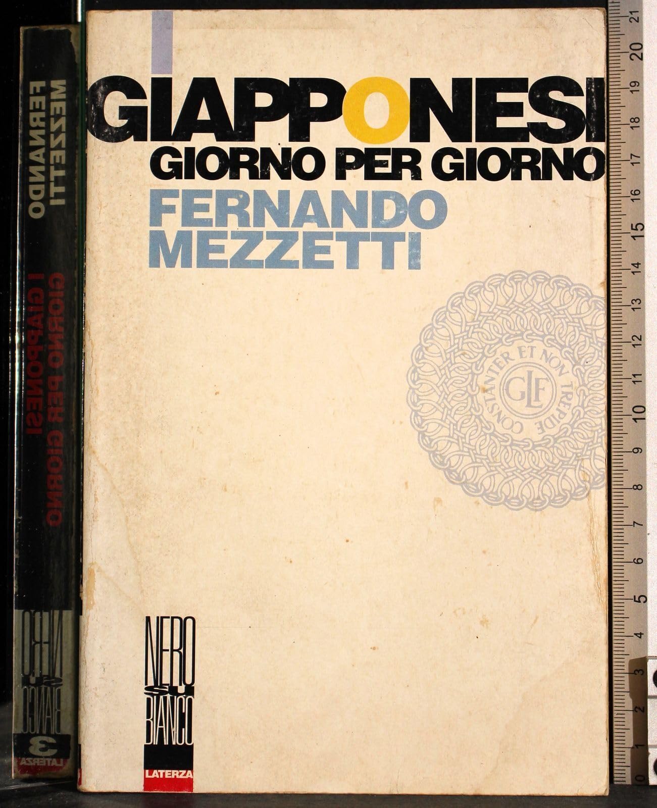 I giapponesi giorno per giorno (Nero su bianco) Books