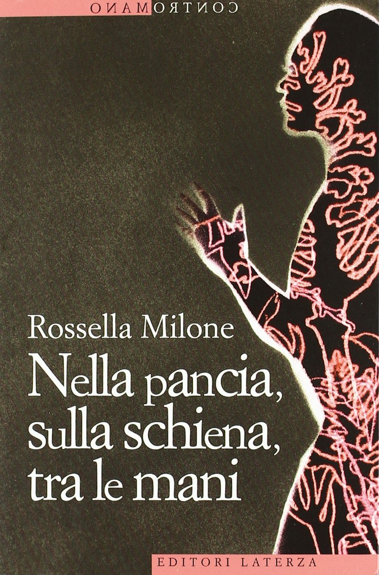 Nella pancia, sulla schiena, tra le mani book