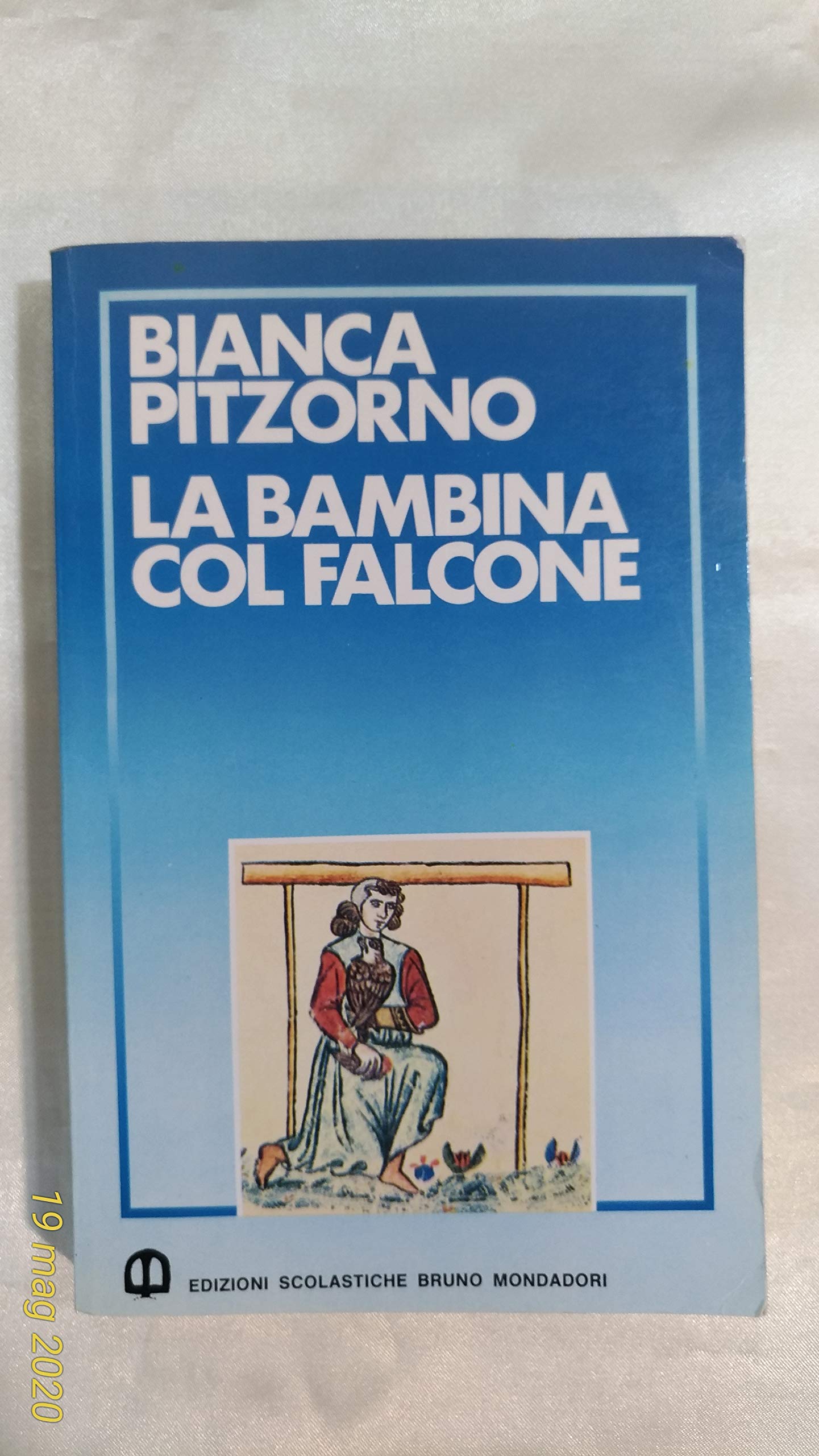 La bambina col falcone book