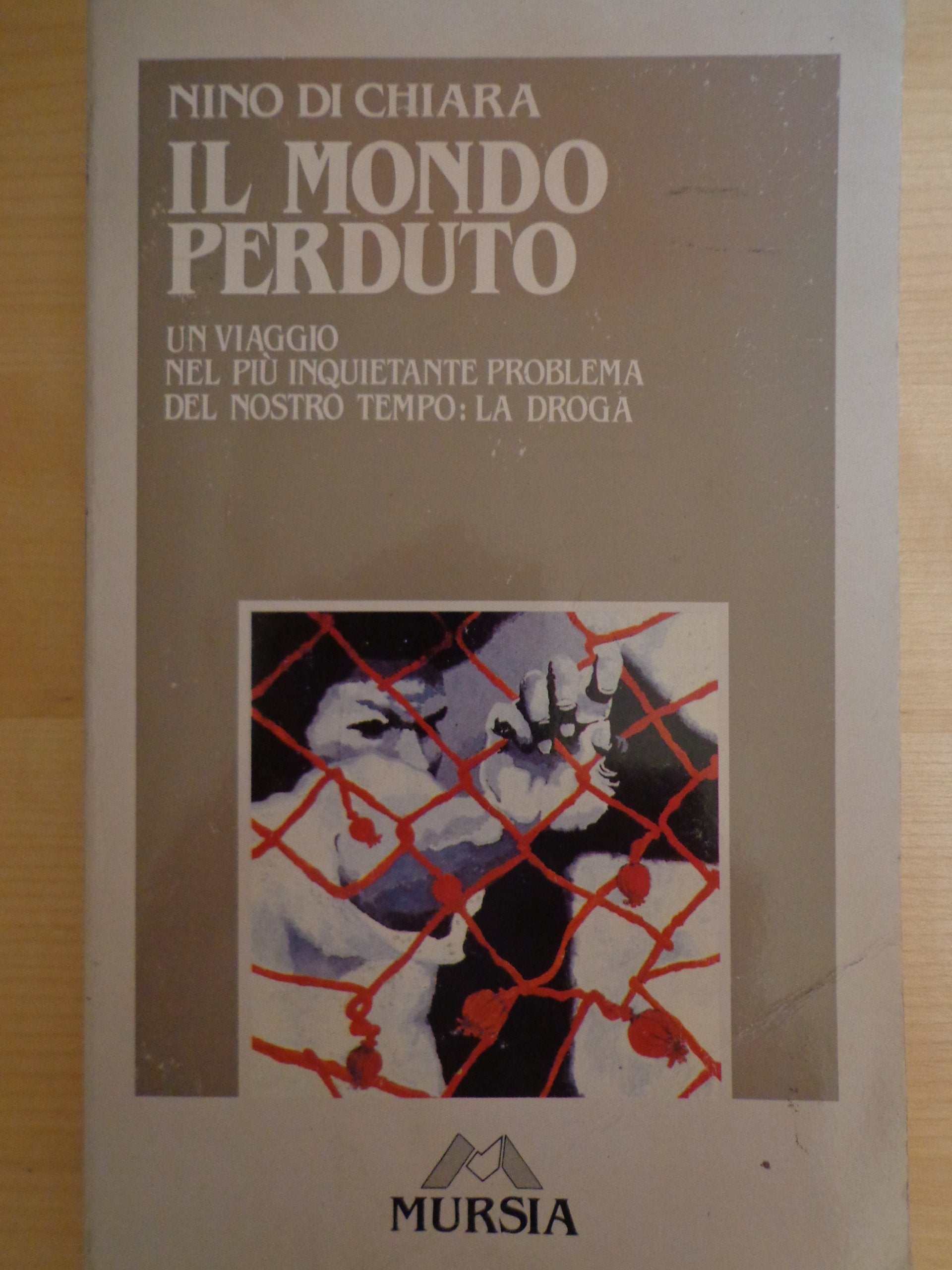 Il mondo perduto. Un viaggio nel più inquietante problema del nostro tempo book