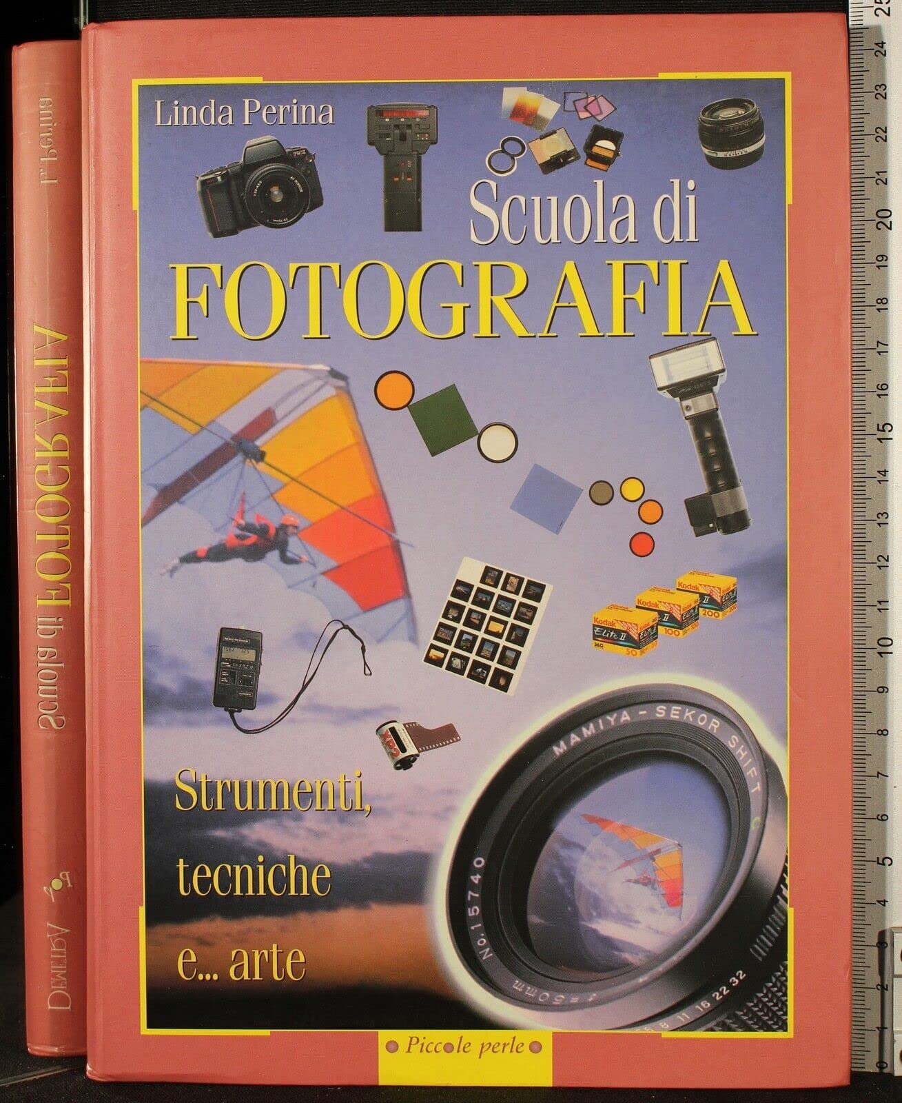 Scuola di fotografia (Piccole perle) Photography