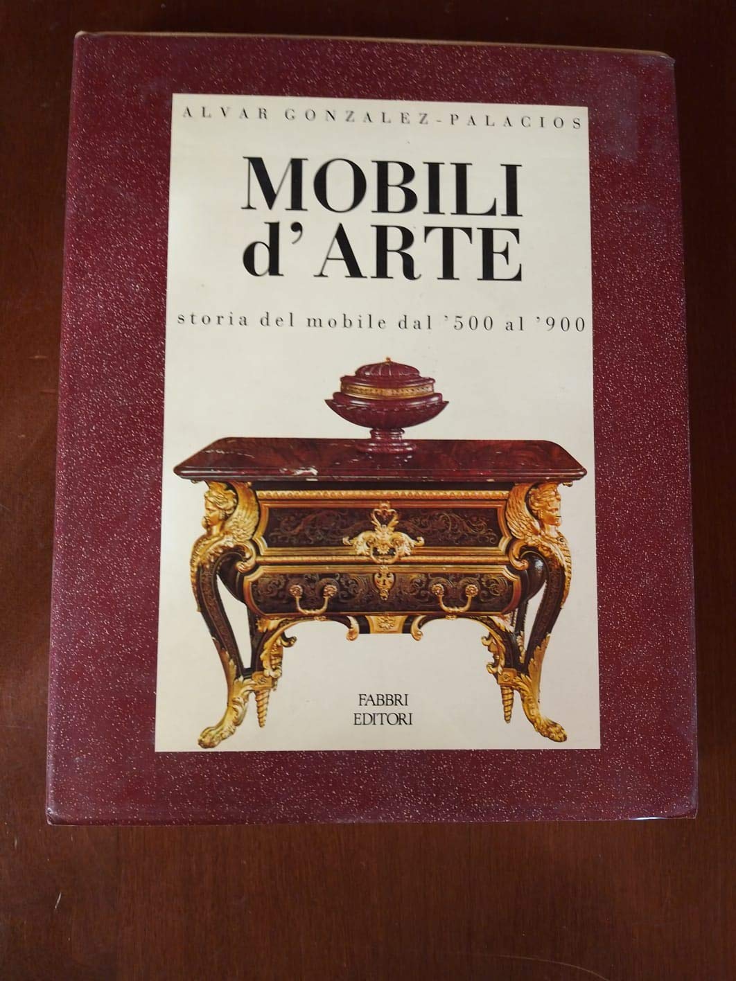 Mobili d'arte. Storia del mobile dal '500 al '900 book