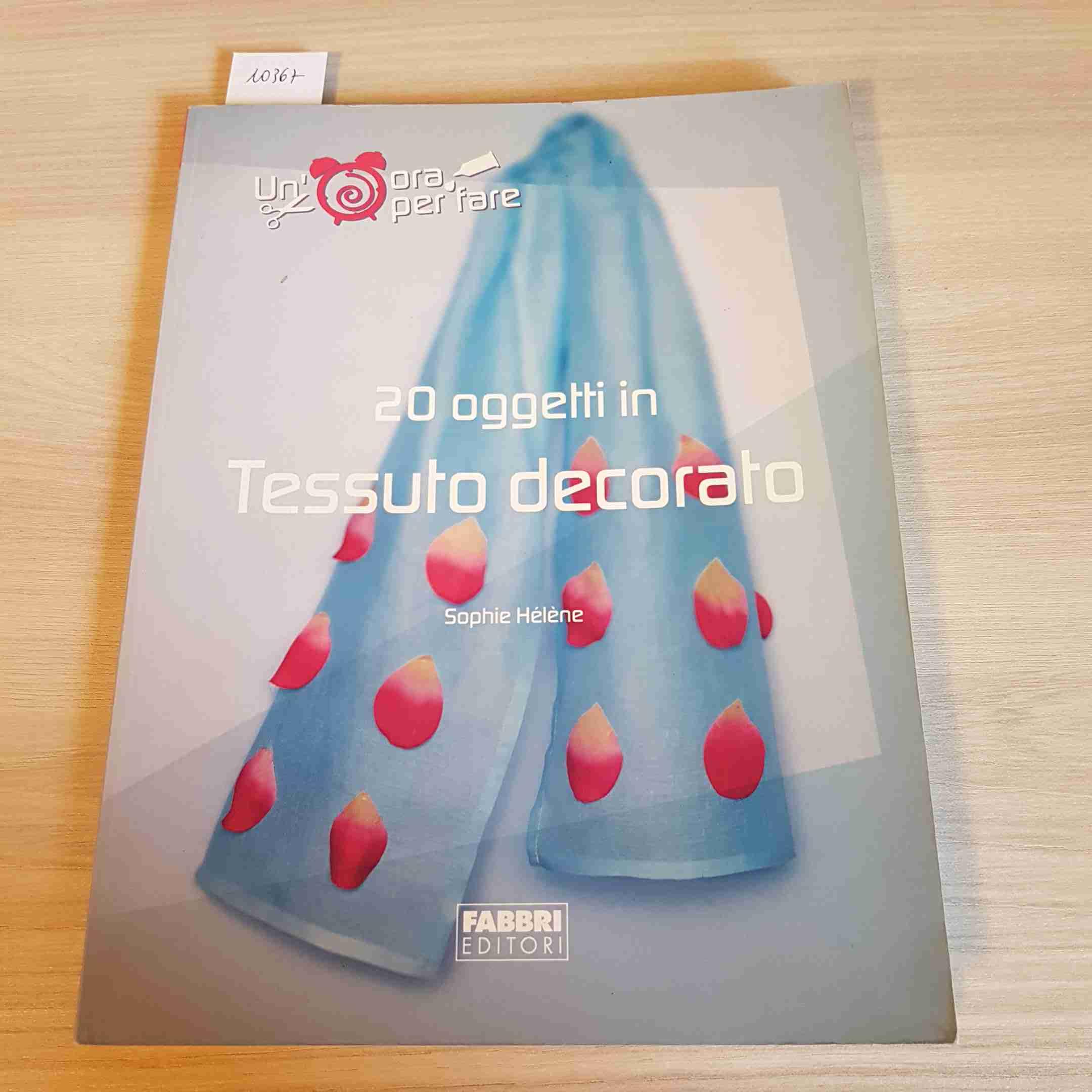 Venti Oggetti in Tessuto Decorato cd