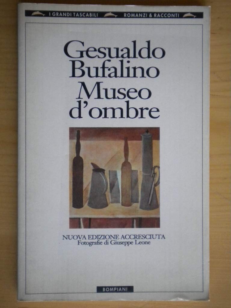 Museo d'ombre (I grandi tascabili) Essays & Short Stories