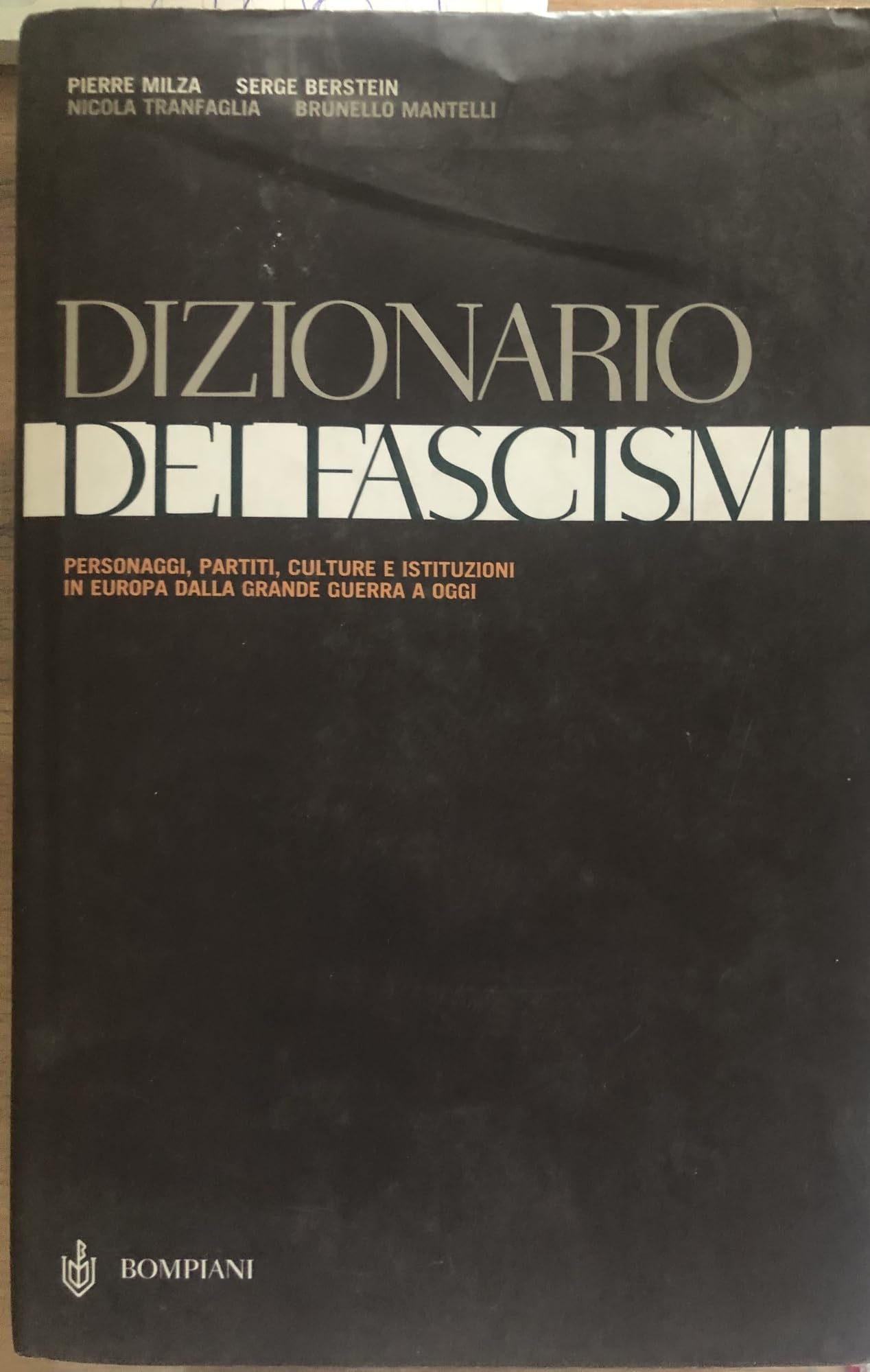 Dizionario dei fascismi book