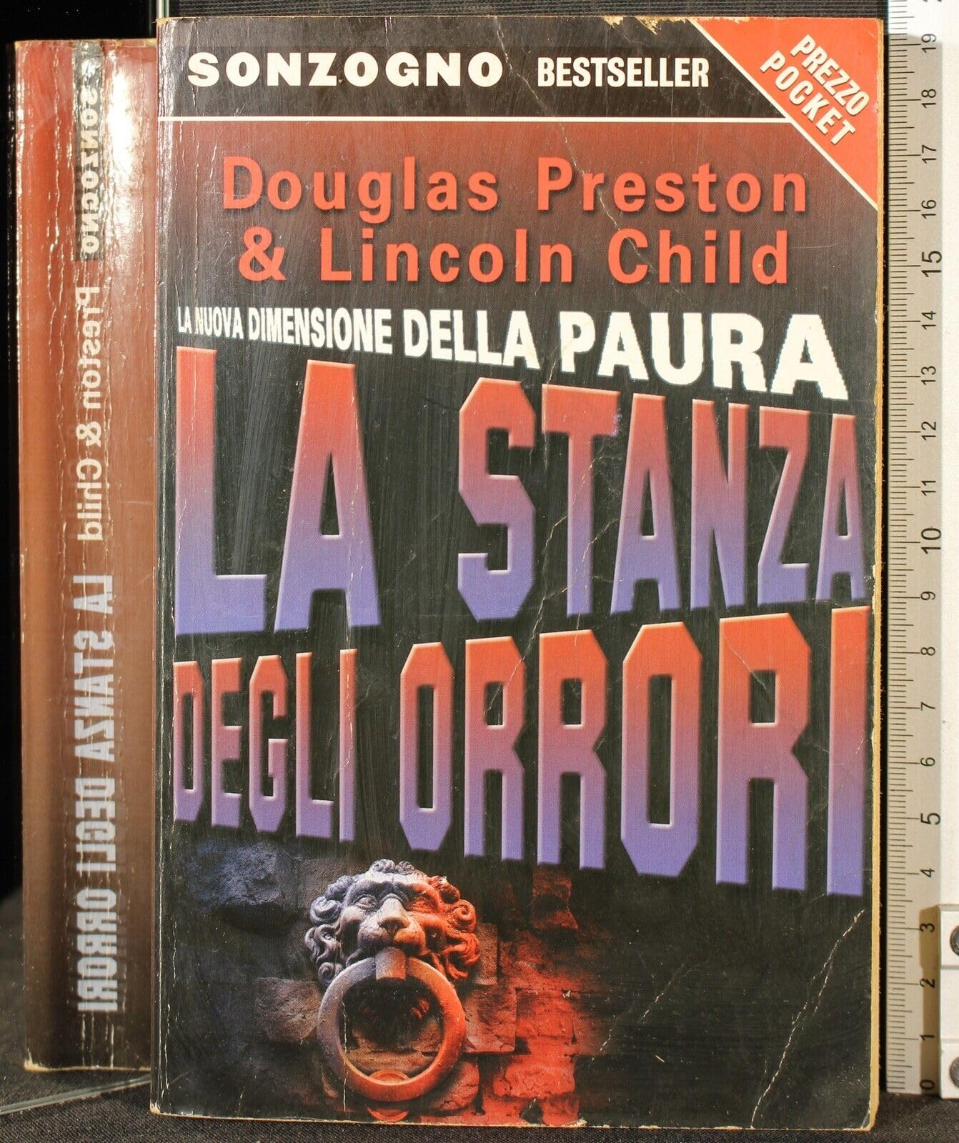 La stanza degli orrori (Bestseller) Contemporary literature
