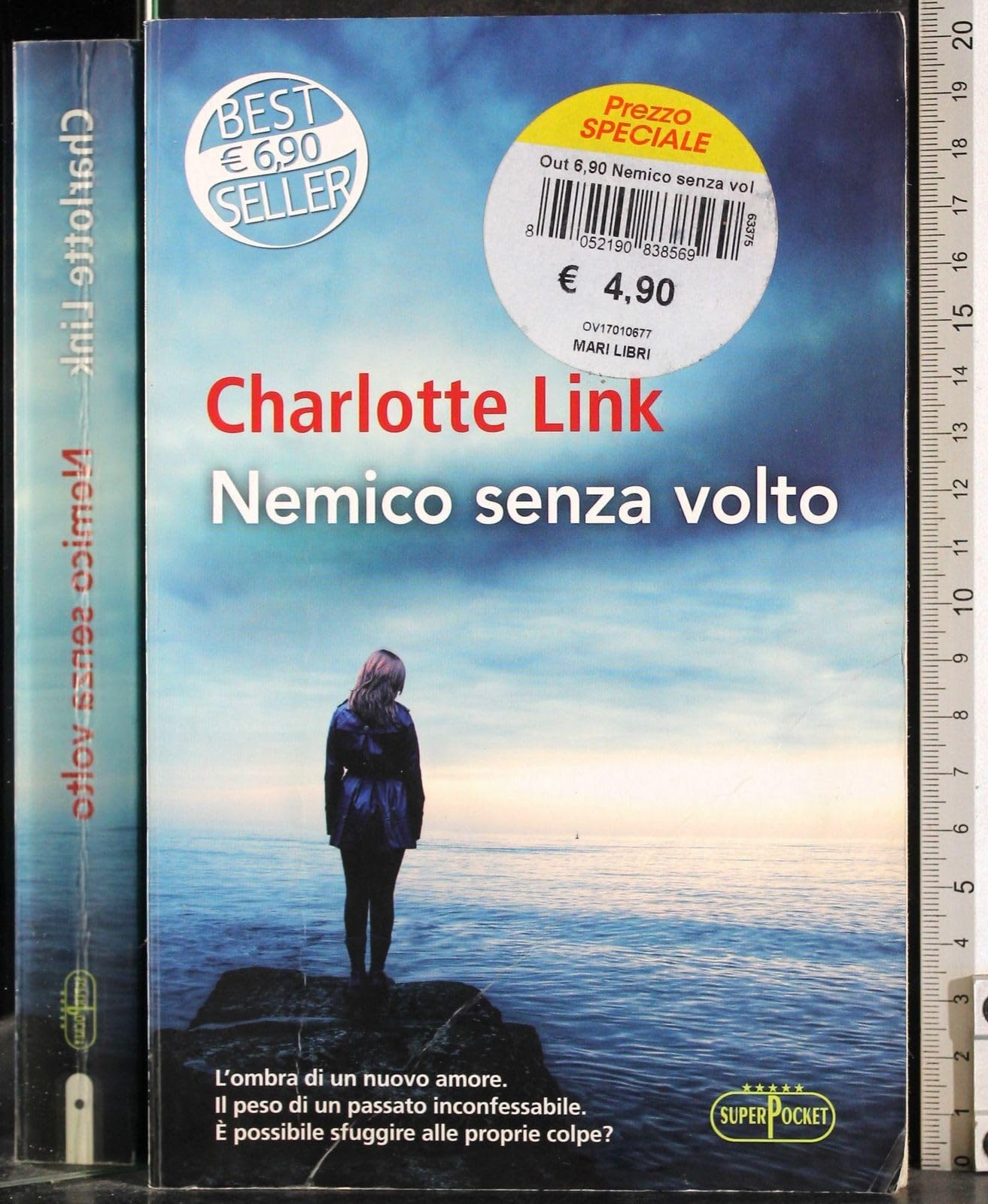 Nemico senza volto book