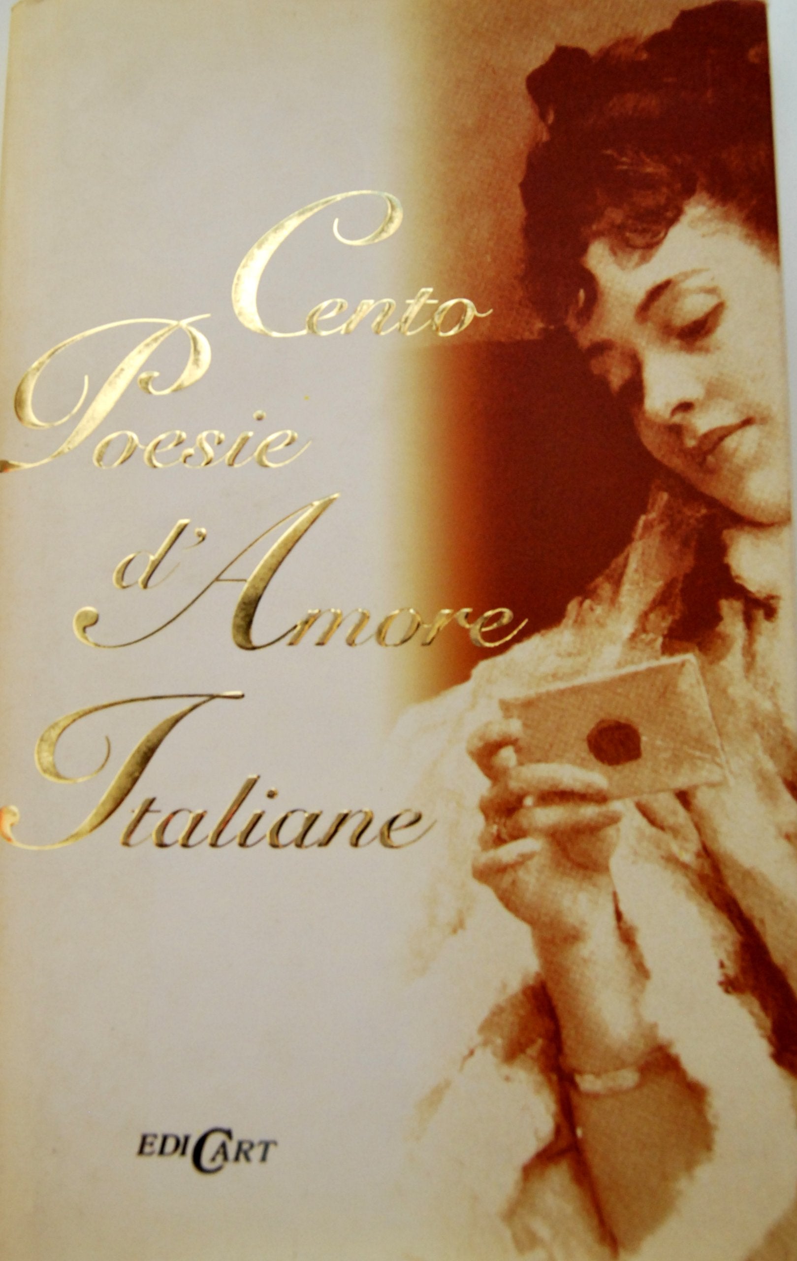 Cento poesie d'amore italiane. Ediz. illustrata book