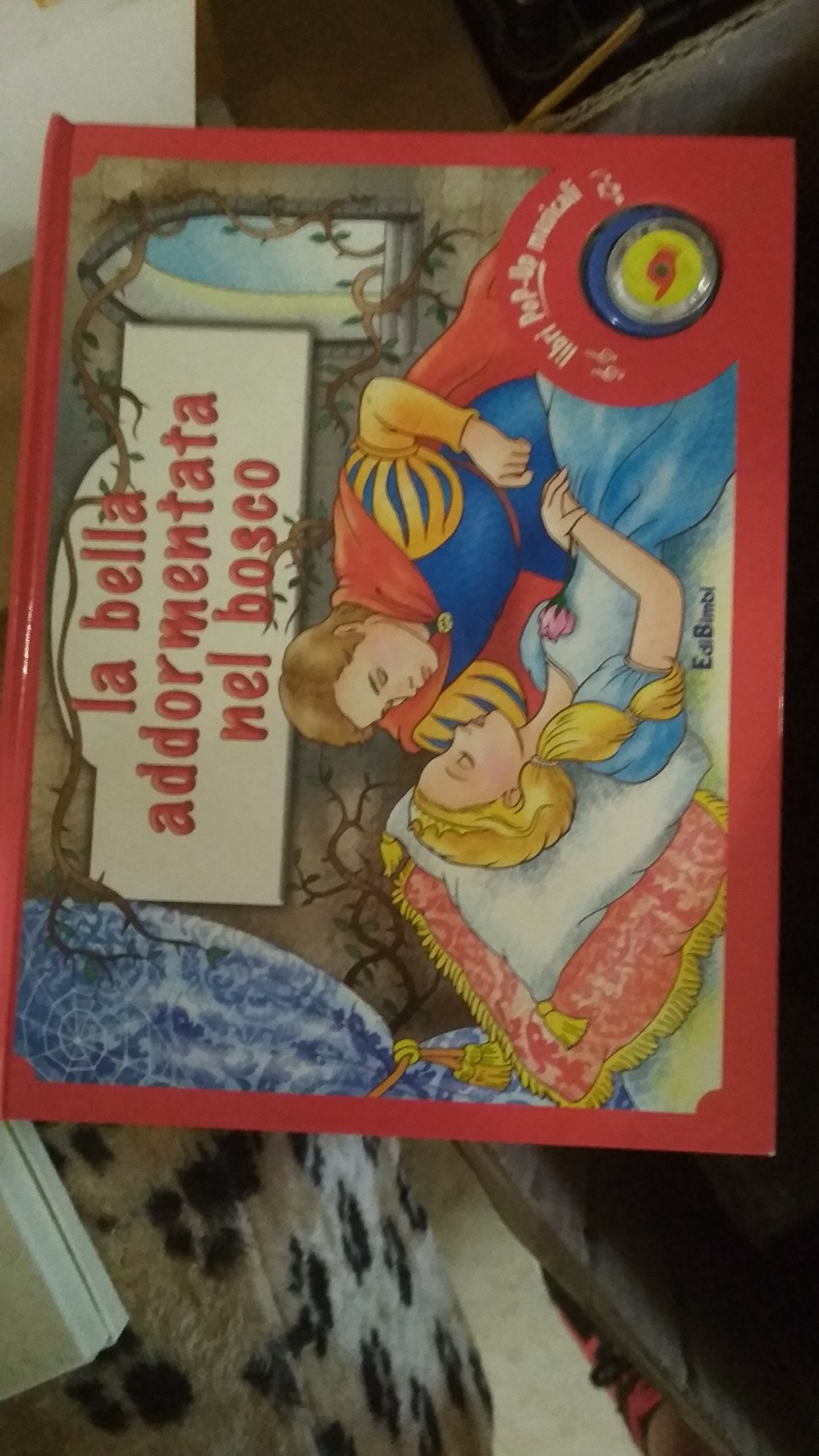La bella addormentata nel bosco. Ediz. illustrata (Libri pop up musicali) Fairy Tales & Legends