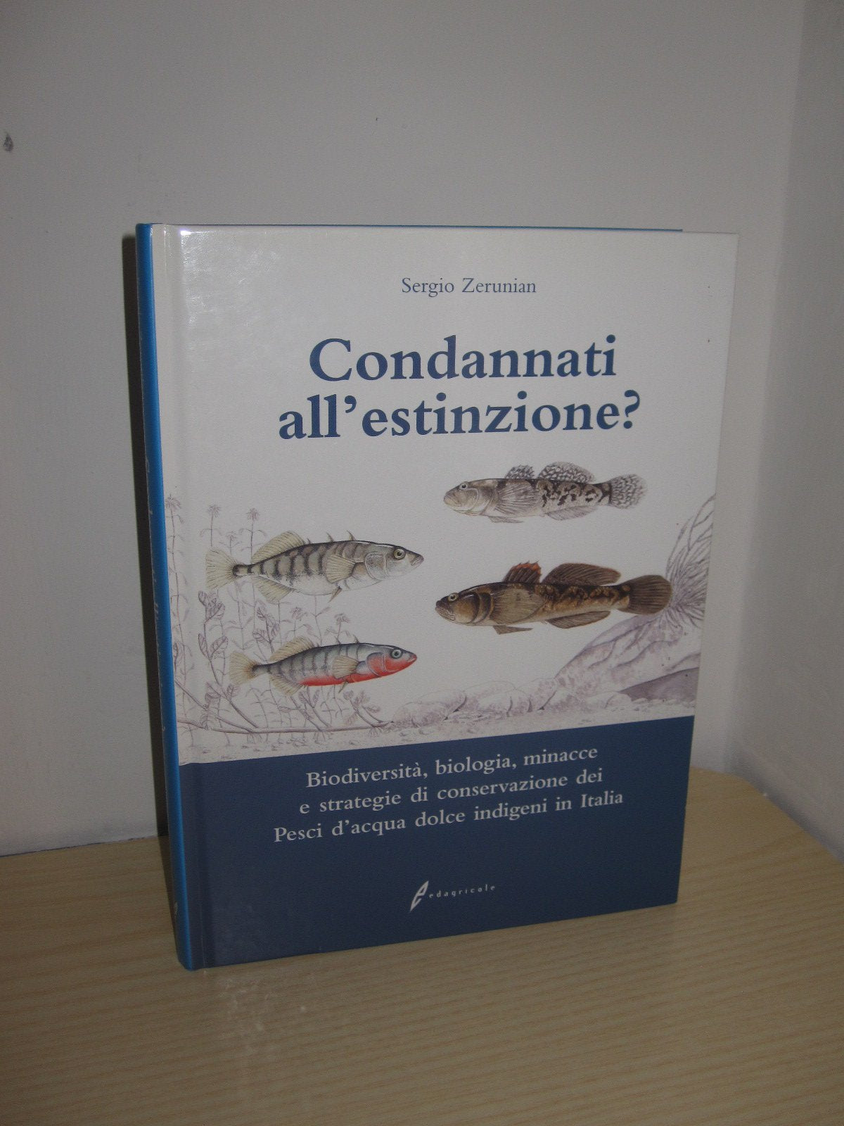 Condannati all'estinzione? Biodiversità, biologia, minacce e strategie di conservazione dei pesci d'acqua dolce indigeni in Italia Pets