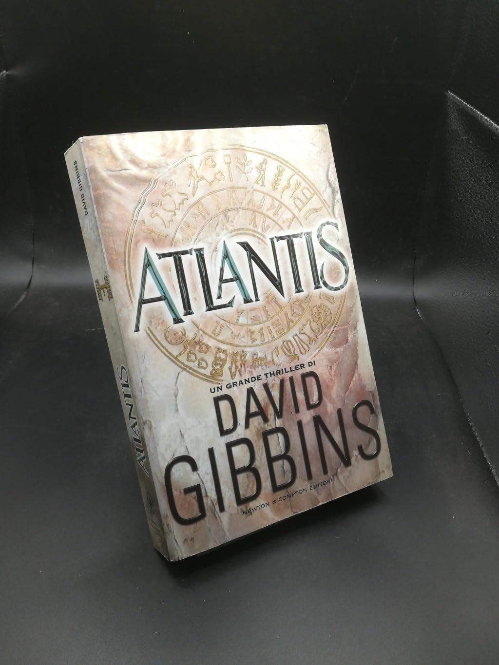 Atlantis (Nuova narrativa Newton) Contemporary literature