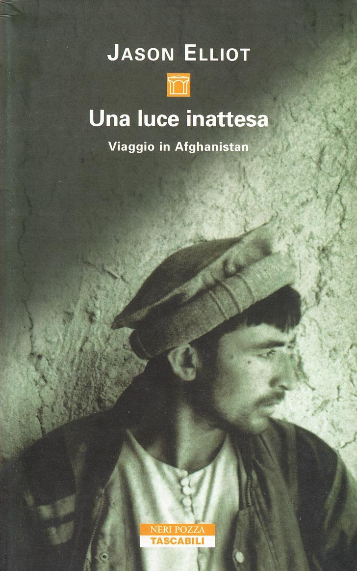 Una luce inattesa. Viaggio in Afghanistan book