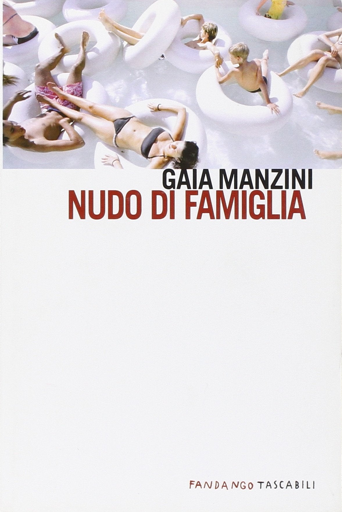 Nudo di famiglia book
