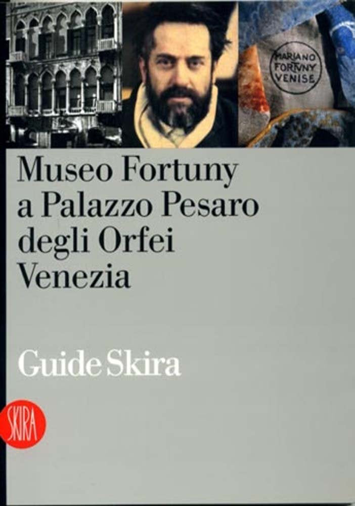 Museo Fortuny a Palazzo Pesaro degli Orfei. Venezia. Books