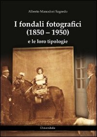 I fondali fotografici (1850-1950) e le loro tipologie book