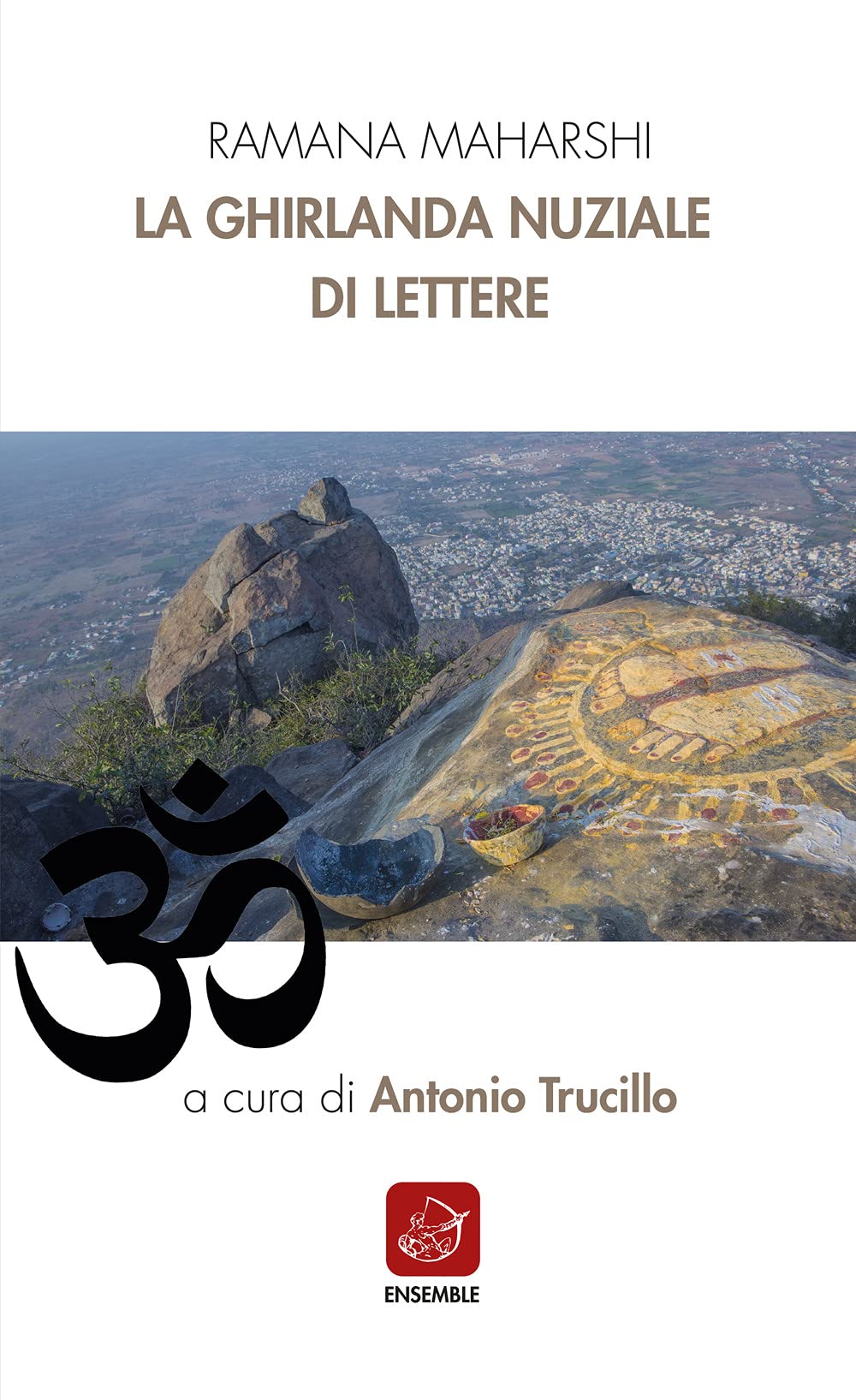 La ghirlanda nuziale di lettere Religion & Esotericism