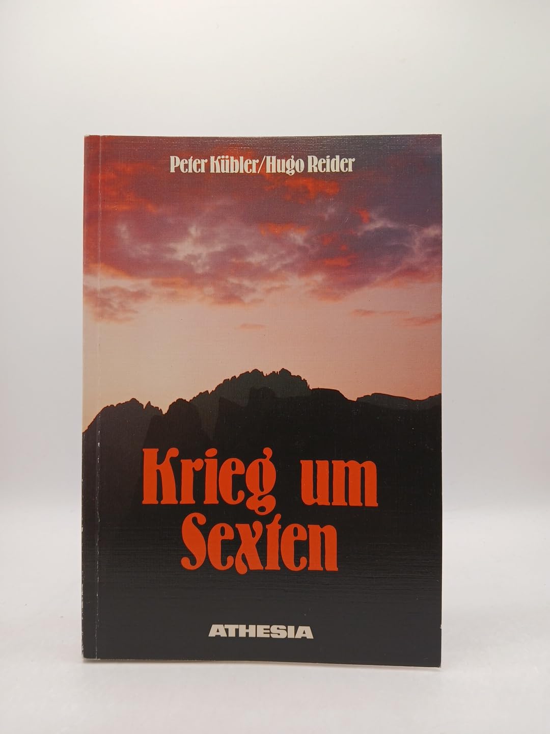 Krieg um Sexten: Die westlichen Karnischen Alpen und das Kreuzberggebiet im Ersten Weltkrieg mit Tourenbeschreibungen für heute Politics & History